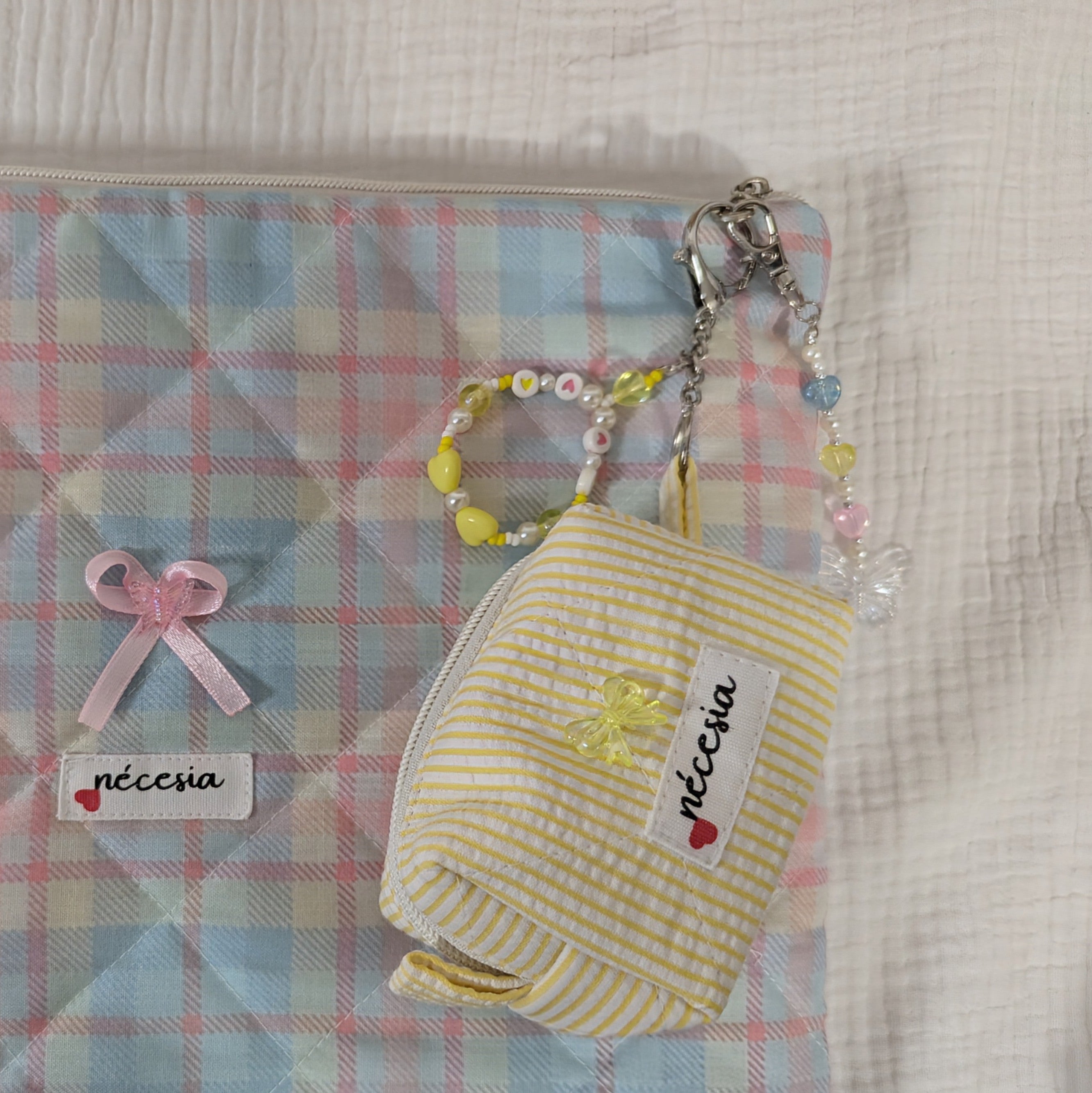 Minitasche mit Schlüsselanhänger